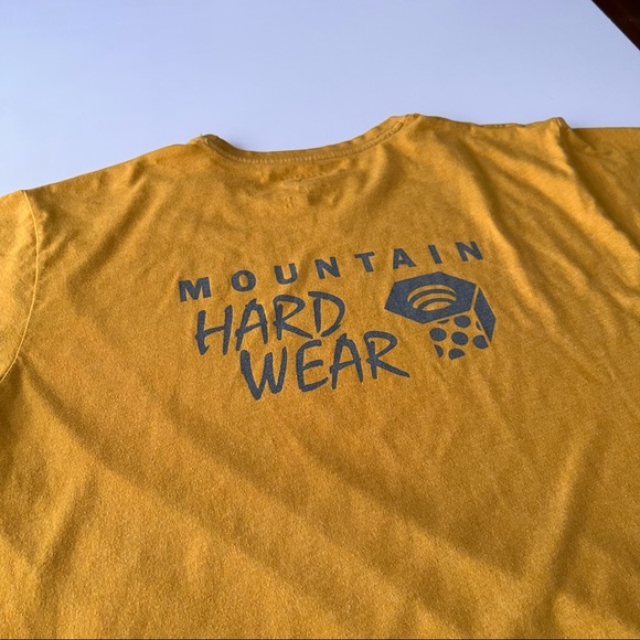 Mountain Hardwear Dark Yellow Logo Tee Men’s Size Large - Picture 5 of 8